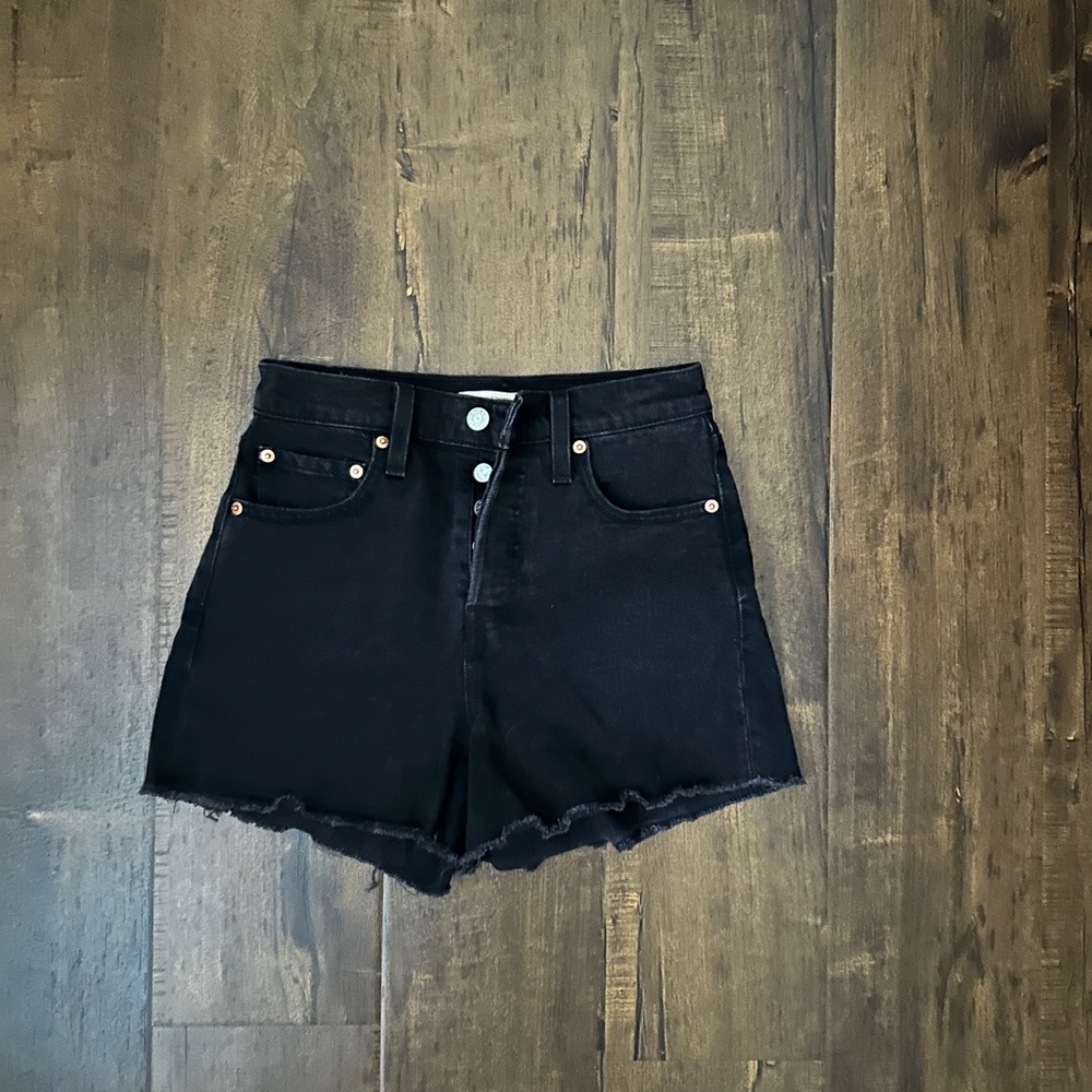 Levi ribcage denim shorts